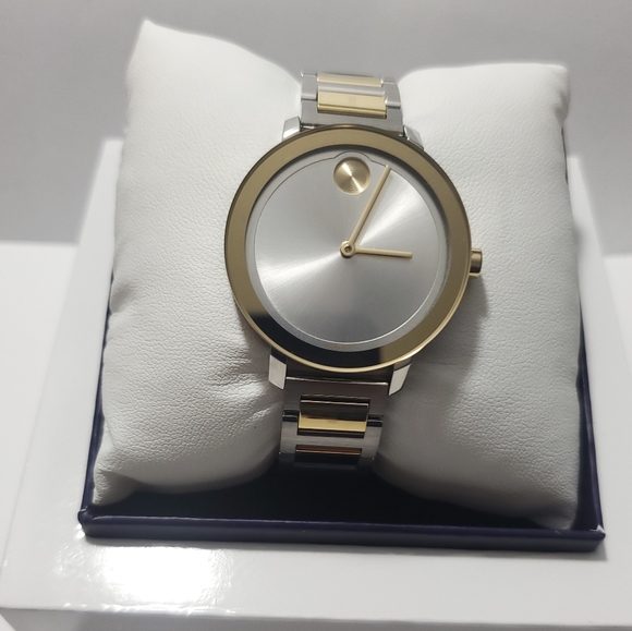 **SOLD** Movado BOLD Evolution Quartz Silver Dial Ladies Watch - Picture 8 of 15